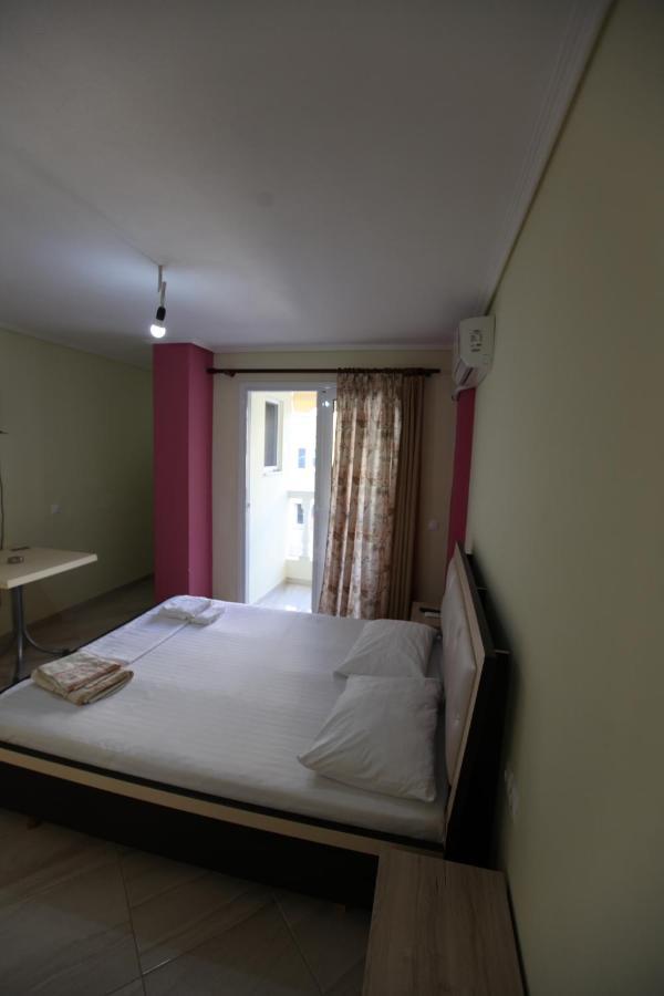 Angjelo Apartments Sarande Ngoại thất bức ảnh