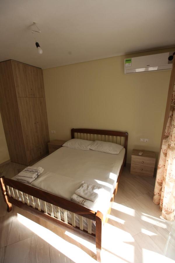Angjelo Apartments Sarande Ngoại thất bức ảnh