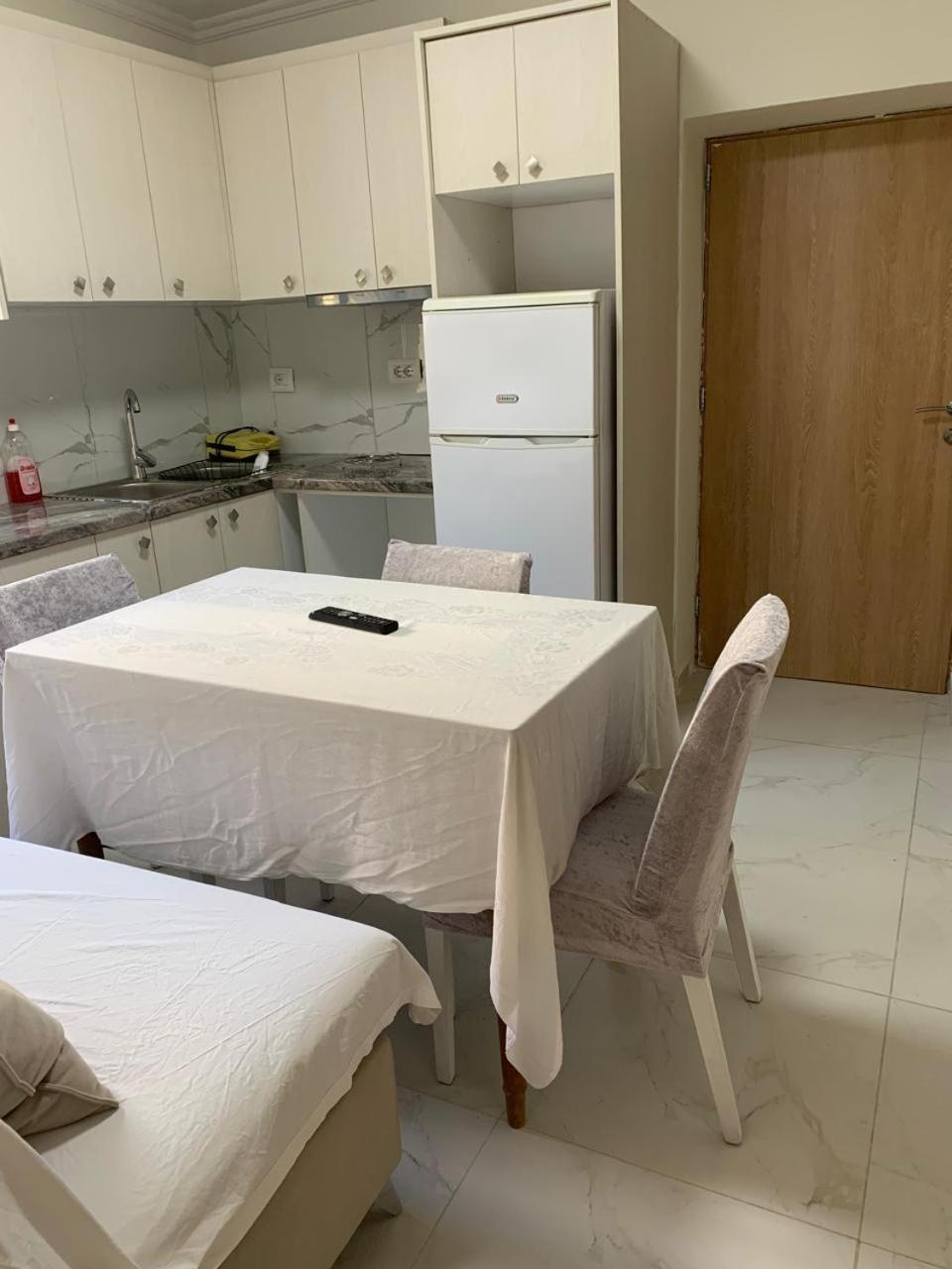 Angjelo Apartments Sarande Phòng bức ảnh
